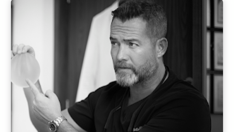 Dr. Rory McGoldrick, Dubai