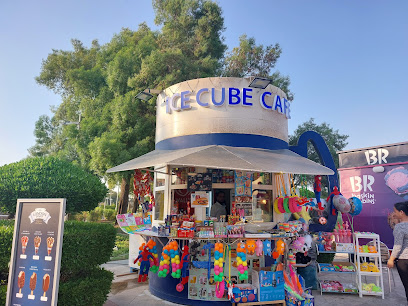 ICE CUBE CAFE