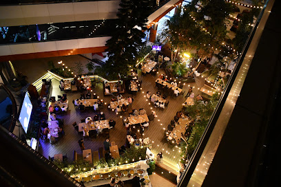 B&B Cafe & Restaurant