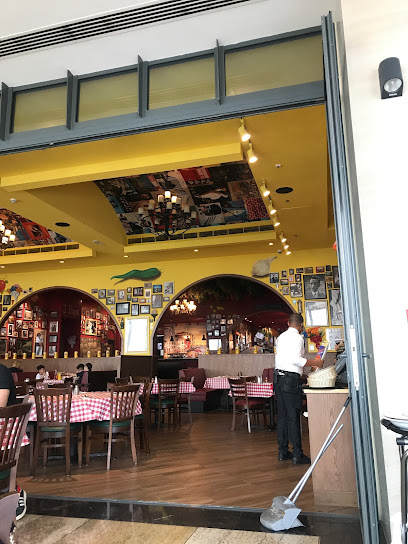 Paul Bakery & Restaurant