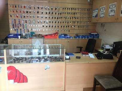 Key Maker Locksmith Dubai