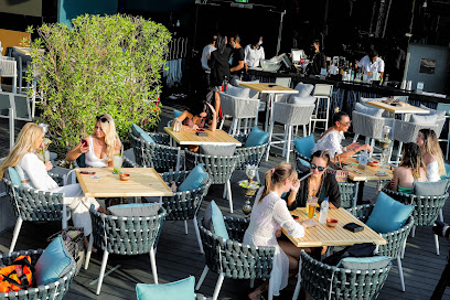 High Note Pool & Sky Lounge