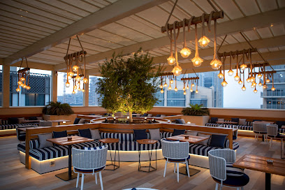 Esperia Bistro & Rooftop Lounge