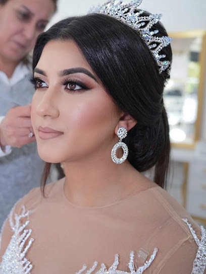Dubai Makeup Artist - Sally Creates