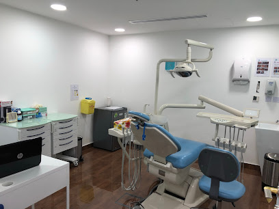 Dr.Reji Moideen- MINT DENTAL CARE LLC