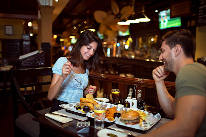 Long's Bar & Restaurant