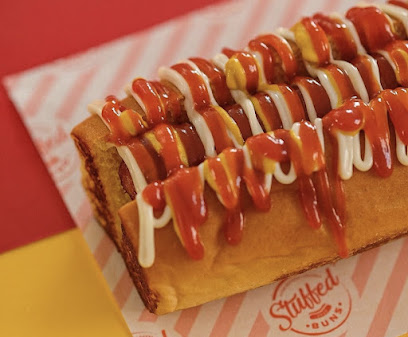 Stuffed buns (hotdogs )
